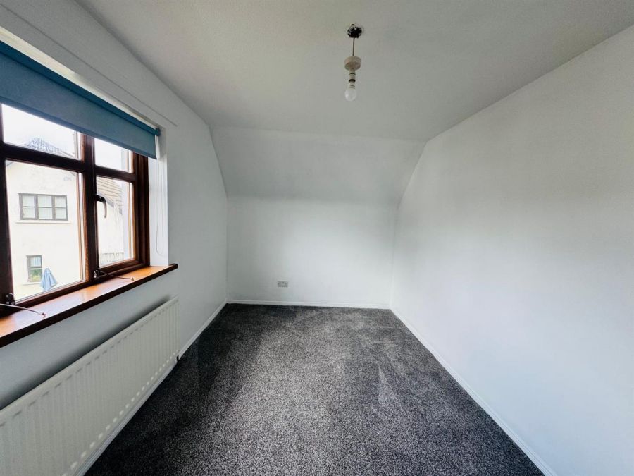 16 Rushcroft Park