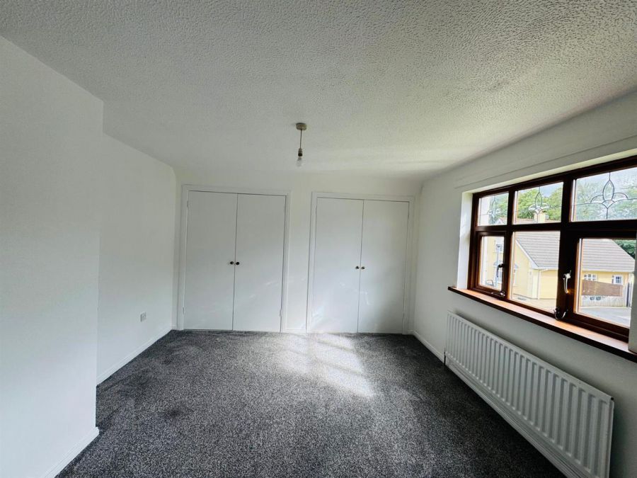 16 Rushcroft Park