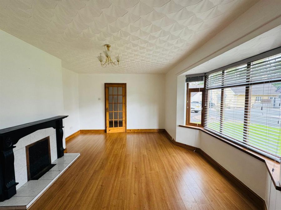 16 Rushcroft Park
