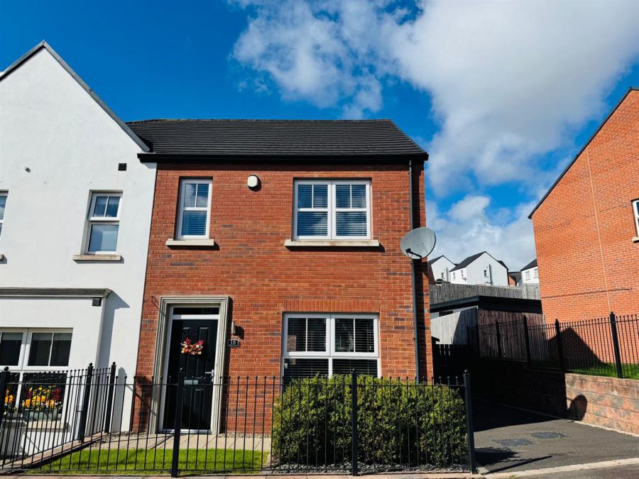 18 Birch Hill