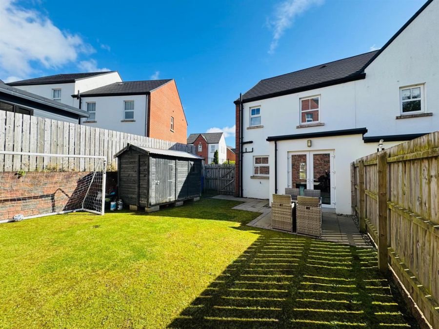 18 Birch Hill