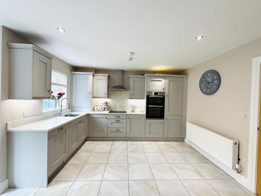 18 Birch Hill