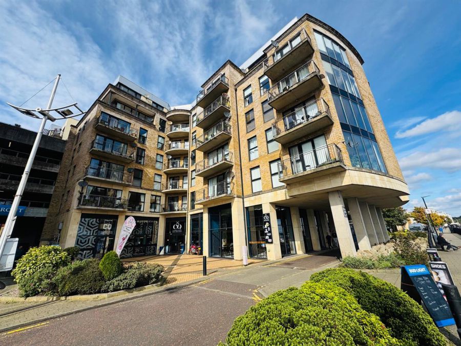 403 Clipper Quay