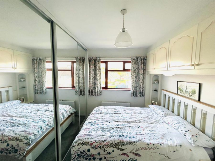 25 Harberton Park