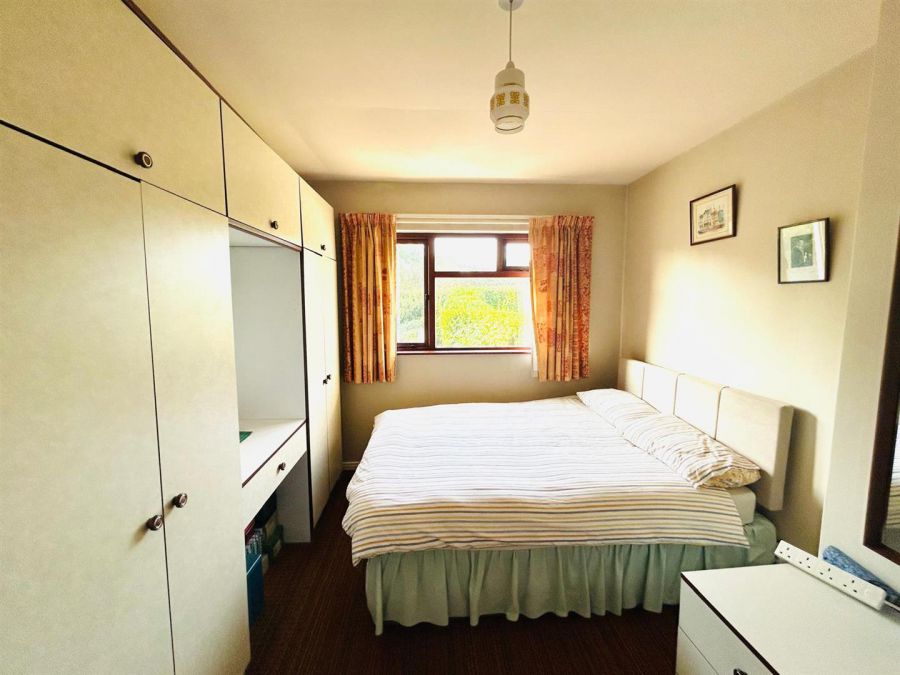 25 Harberton Park