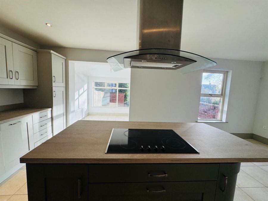 19 Greenhaw Manor 19 Greenhaw Manor