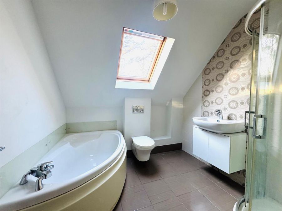 19 Greenhaw Manor 19 Greenhaw Manor