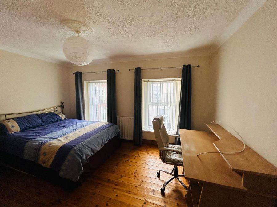 8 Lower Nassau Street