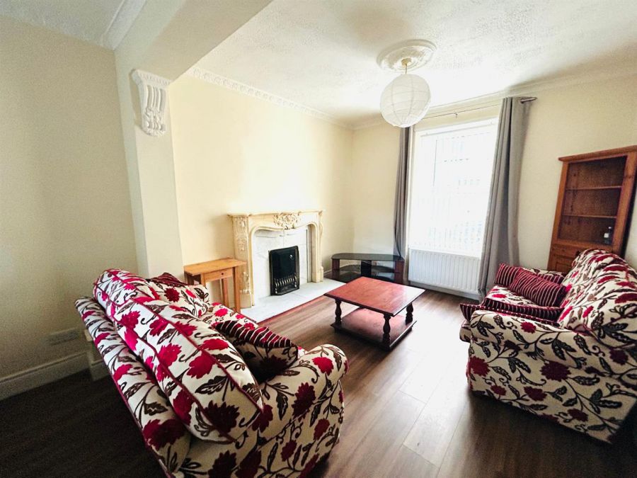 8 Lower Nassau Street