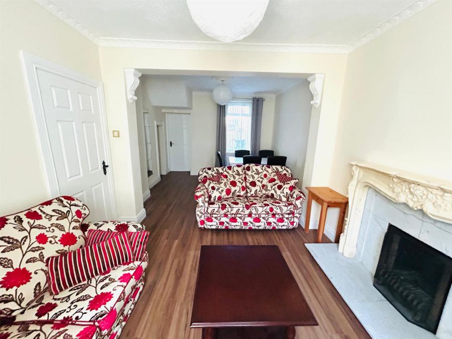 8 Lower Nassau Street