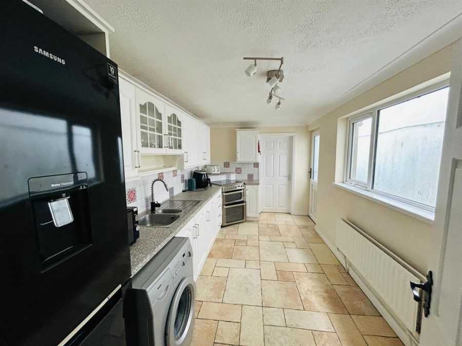 8 Lower Nassau Street