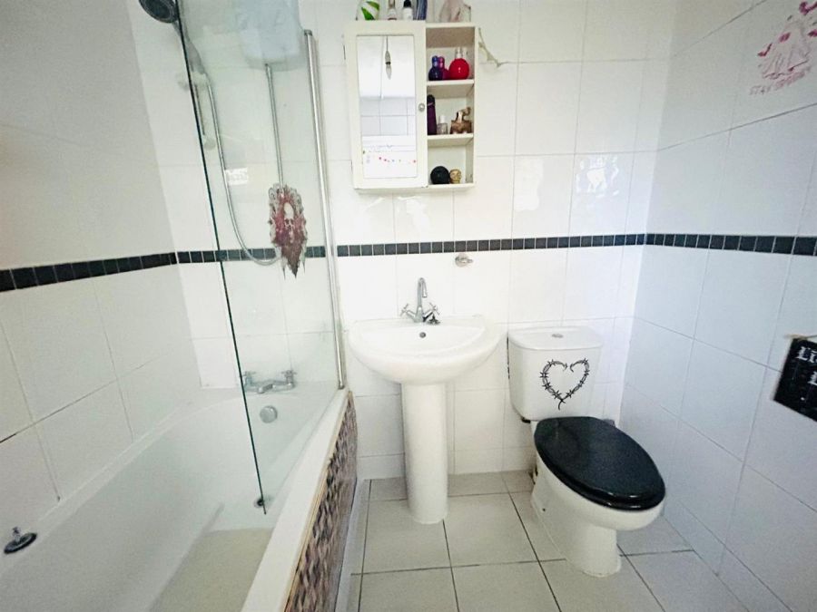 44 Lower Nassau Street