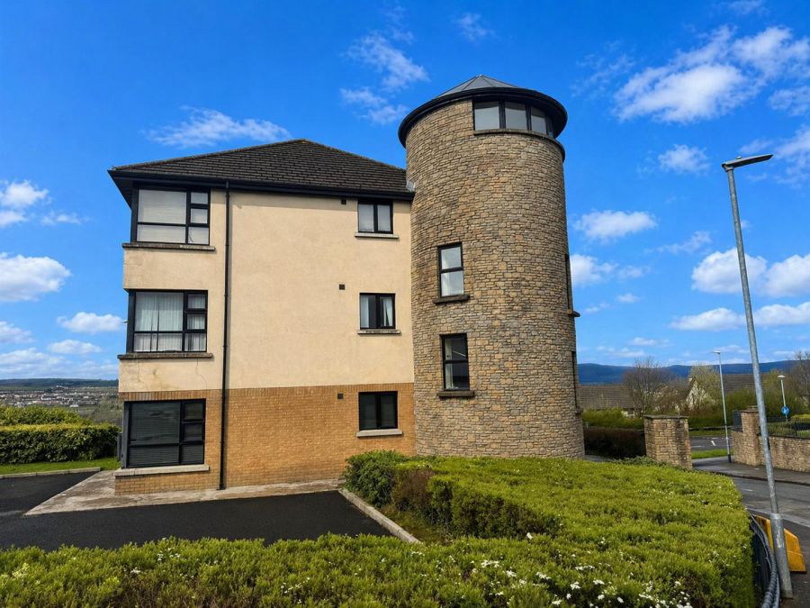 4 Woodside Heights
