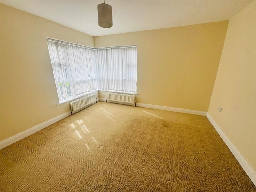 4 Woodside Heights