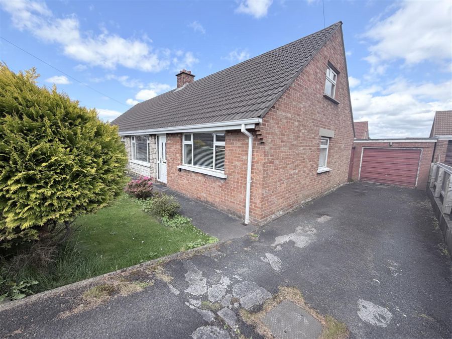 4 Conifer Avenue