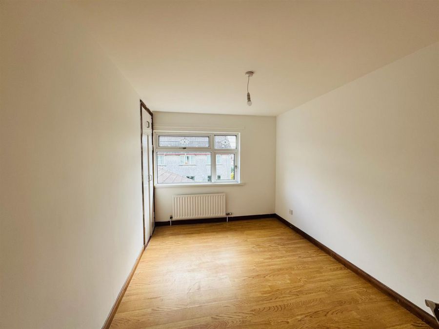 1 Garrymore Place