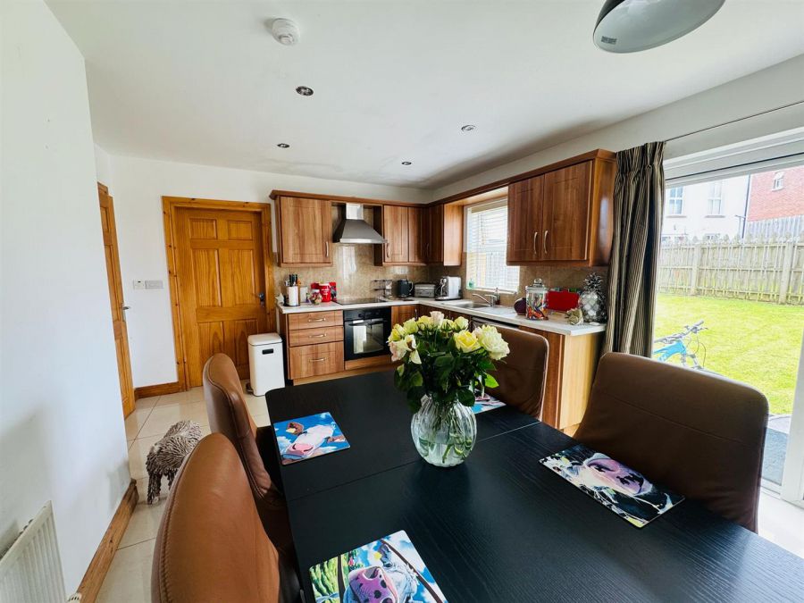 251 Ivy Mead