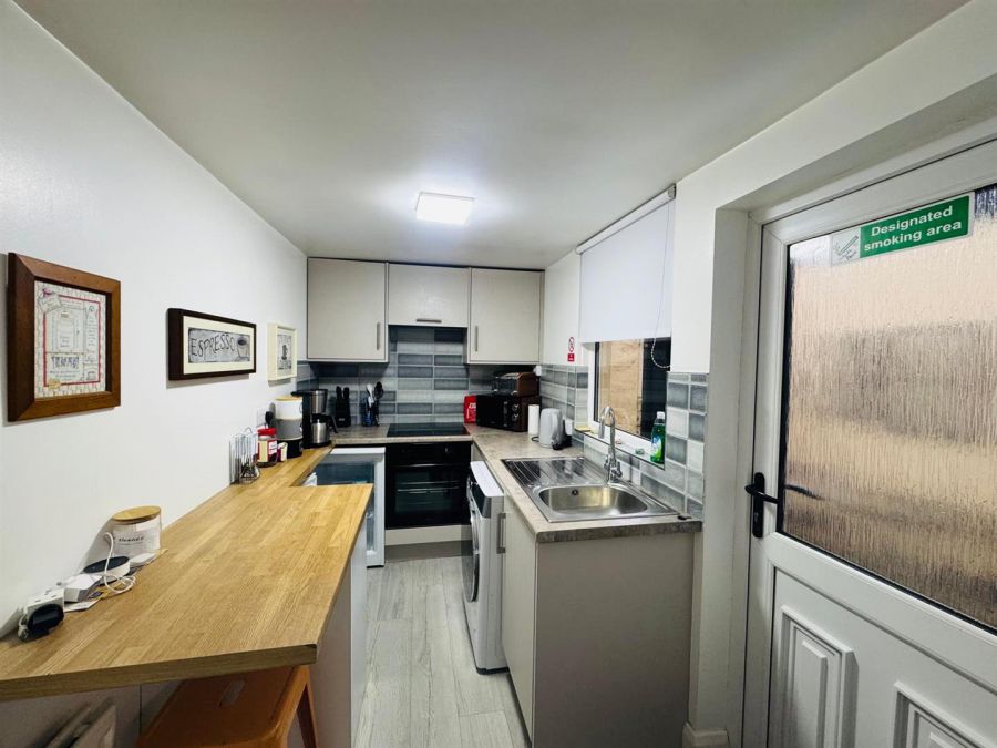 17 Roulston Avenue