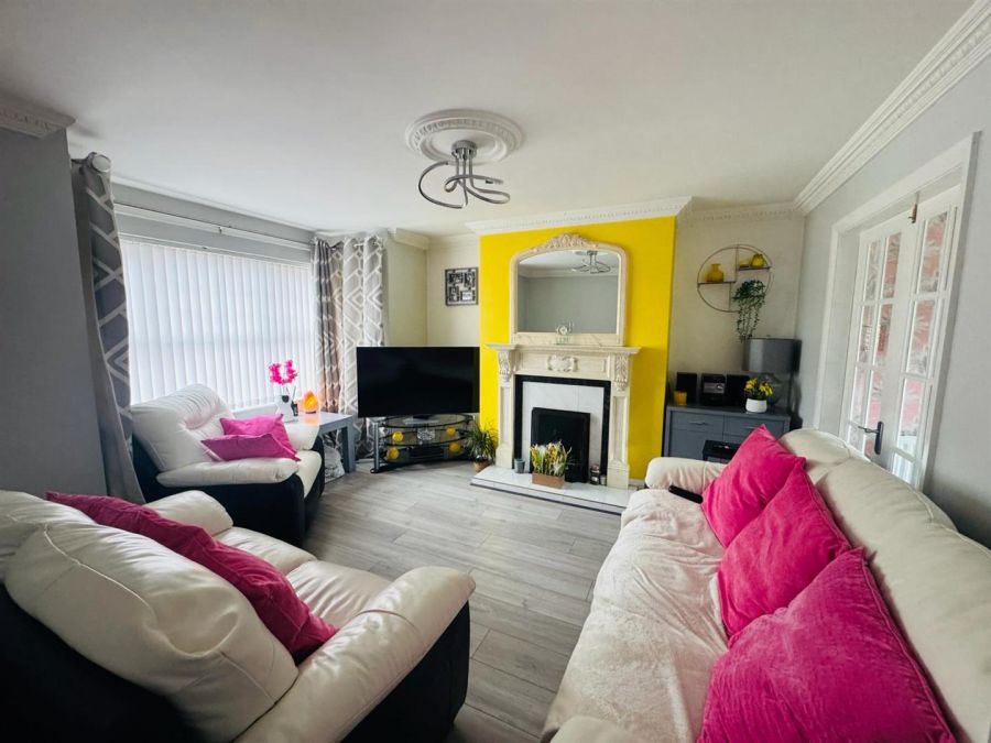 4 Copperfield Mews