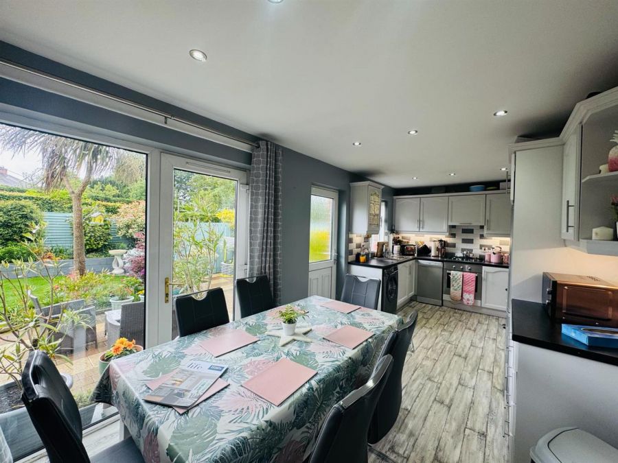 4 Copperfield Mews