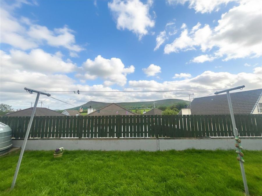 95 Glenroe Park