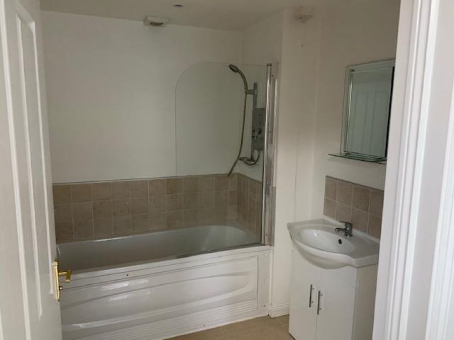 2 Glasvey Old School