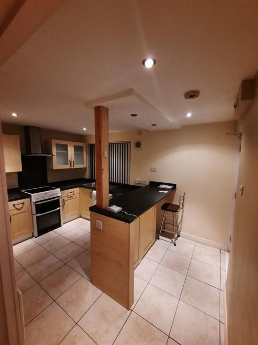 Flat E, 38 Roe Mill Road