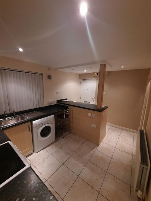 Flat E, 38 Roe Mill Road