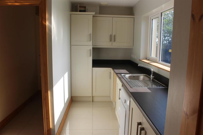 122 Carrowclare Road