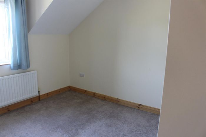 122 Carrowclare Road