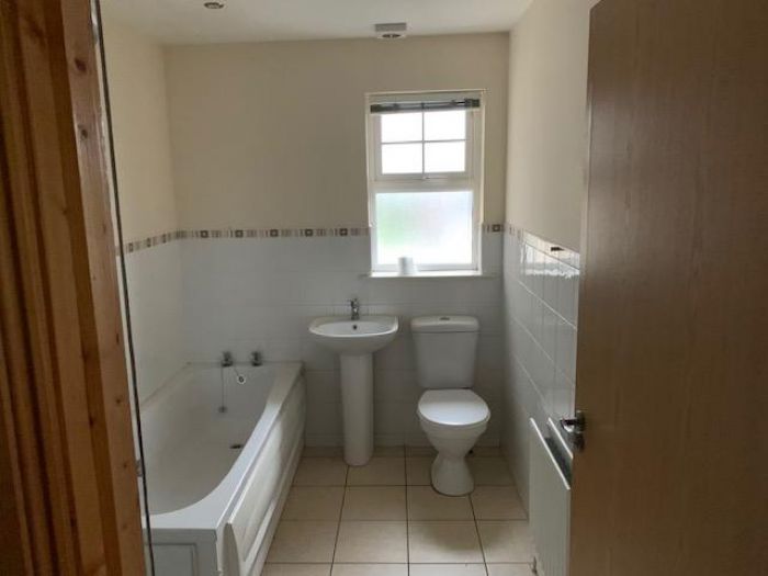 28 College Court Greystone Road