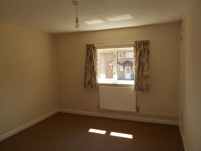 88 Shackleton Crescent