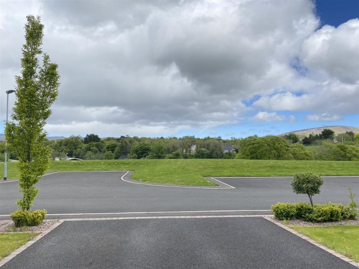 52 Broighter Gardens