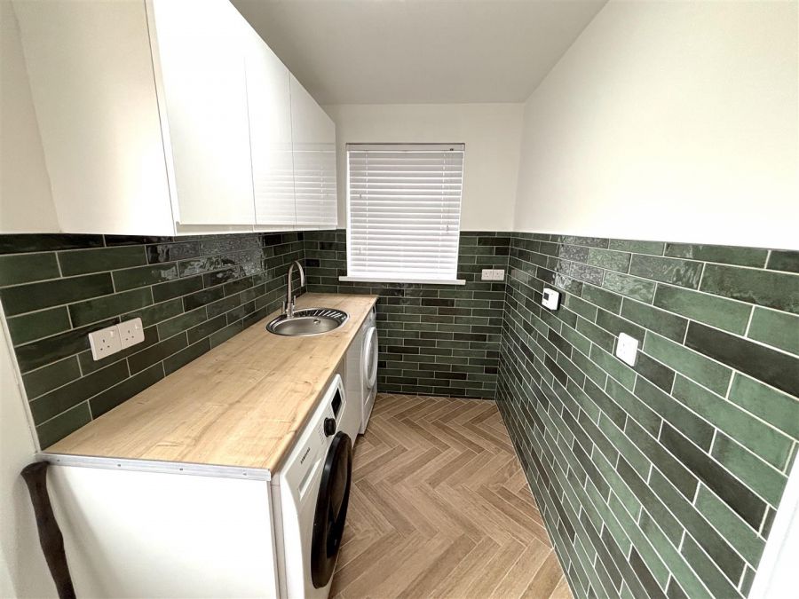 2 Bovally Road