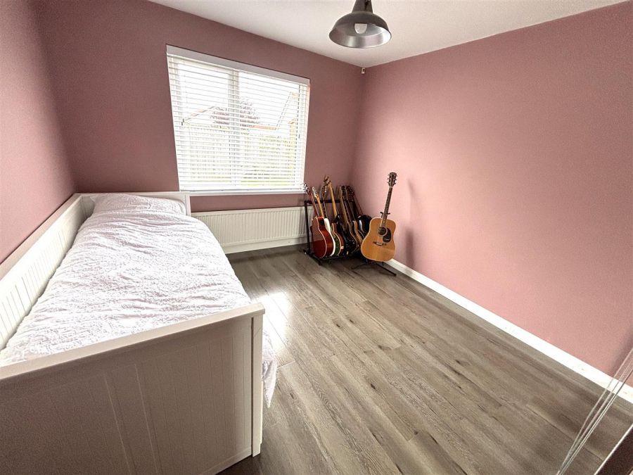 2 Bovally Road