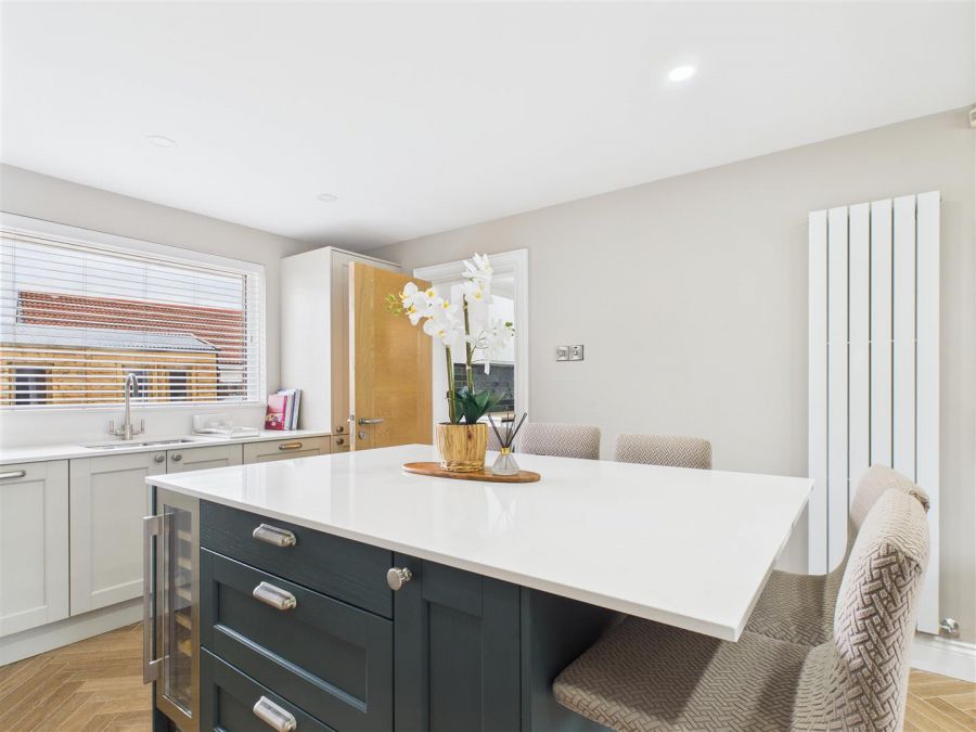 2 Bovally Road