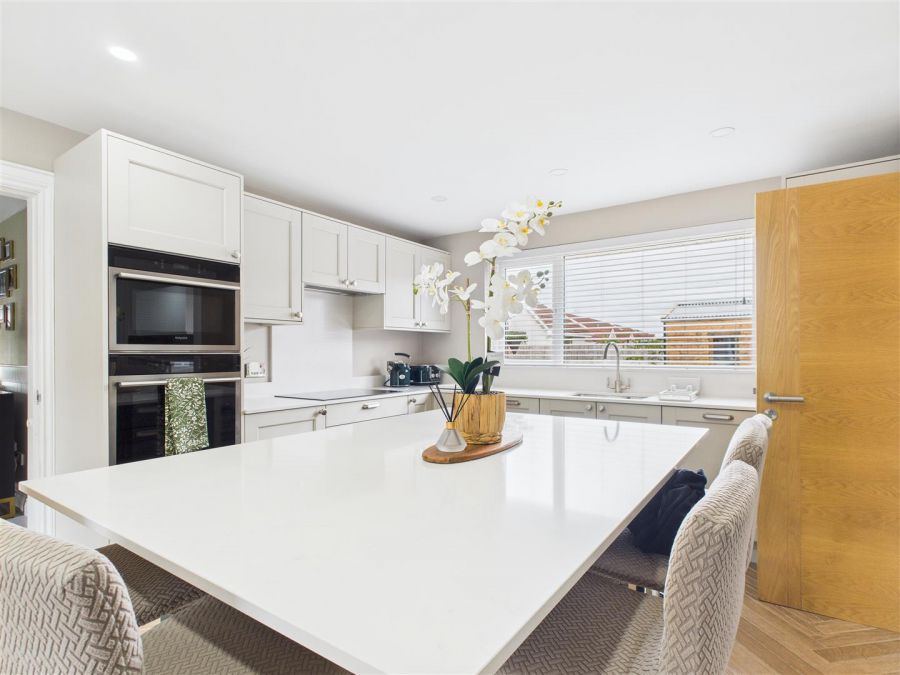 2 Bovally Road