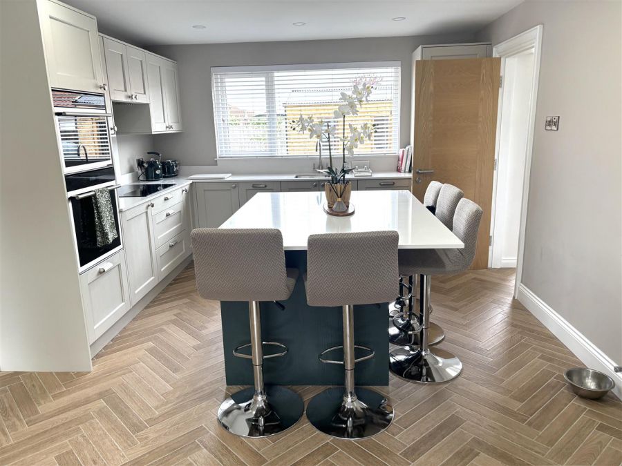 2 Bovally Road