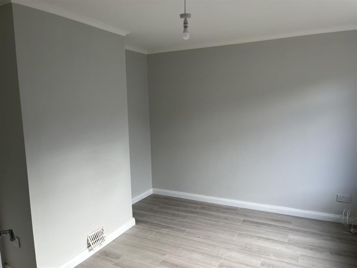 22 Benbradagh Avenue