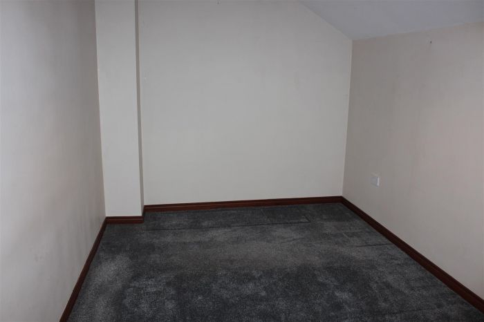 142 Carrowclare Road