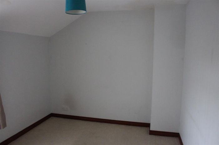 142 Carrowclare Road