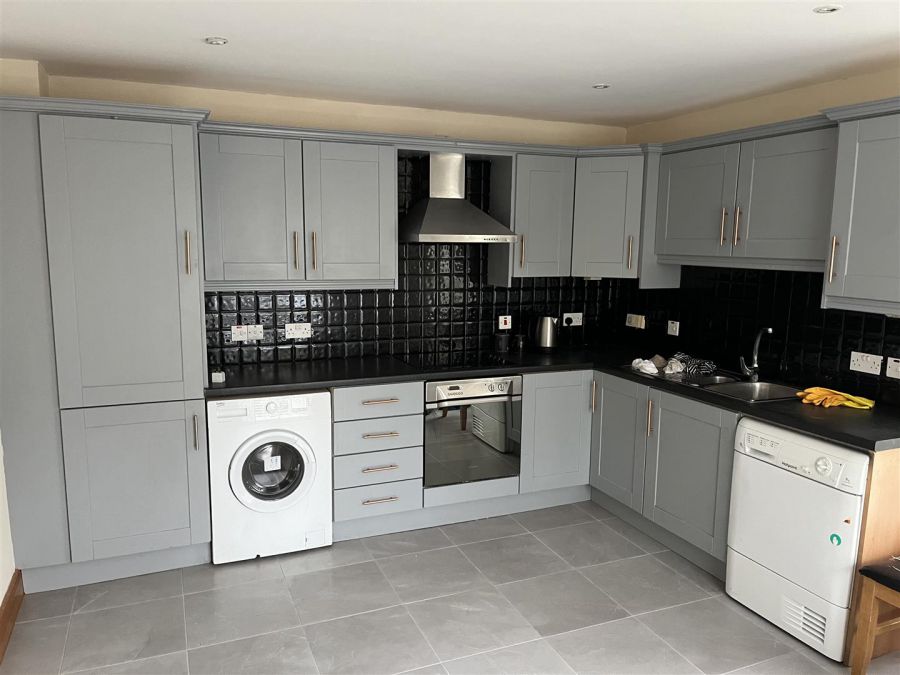 8 Glasvey Old School