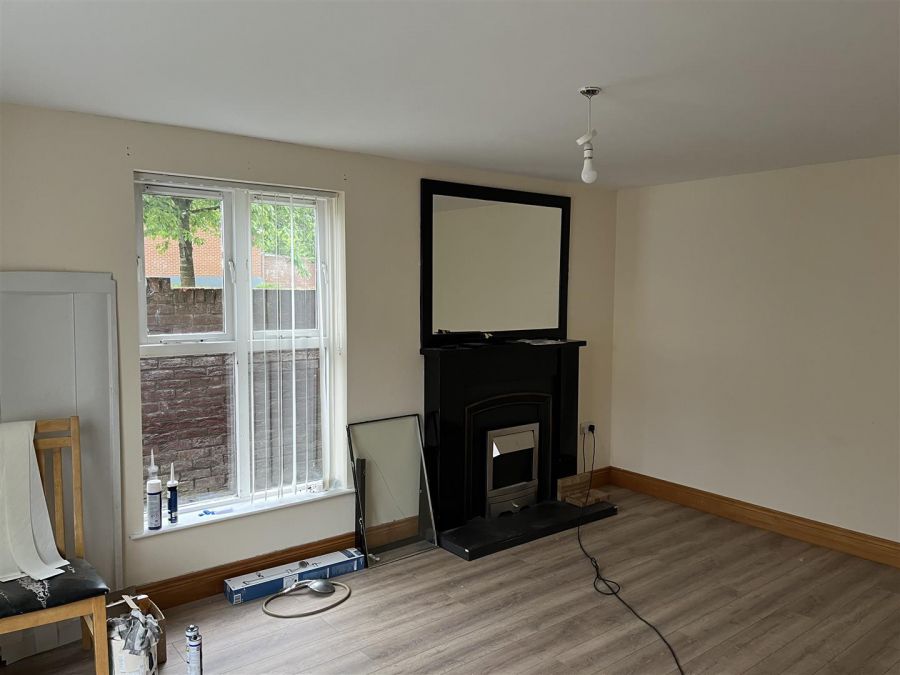 8 Glasvey Old School