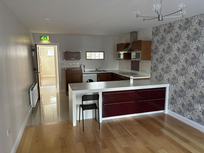 13B Linenhall Street