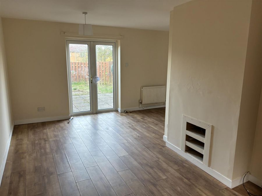 21 Shackleton Crescent