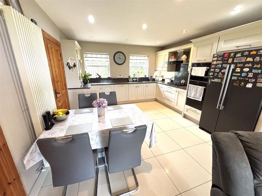 39 Larch Road