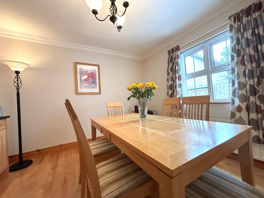 39 Larch Road