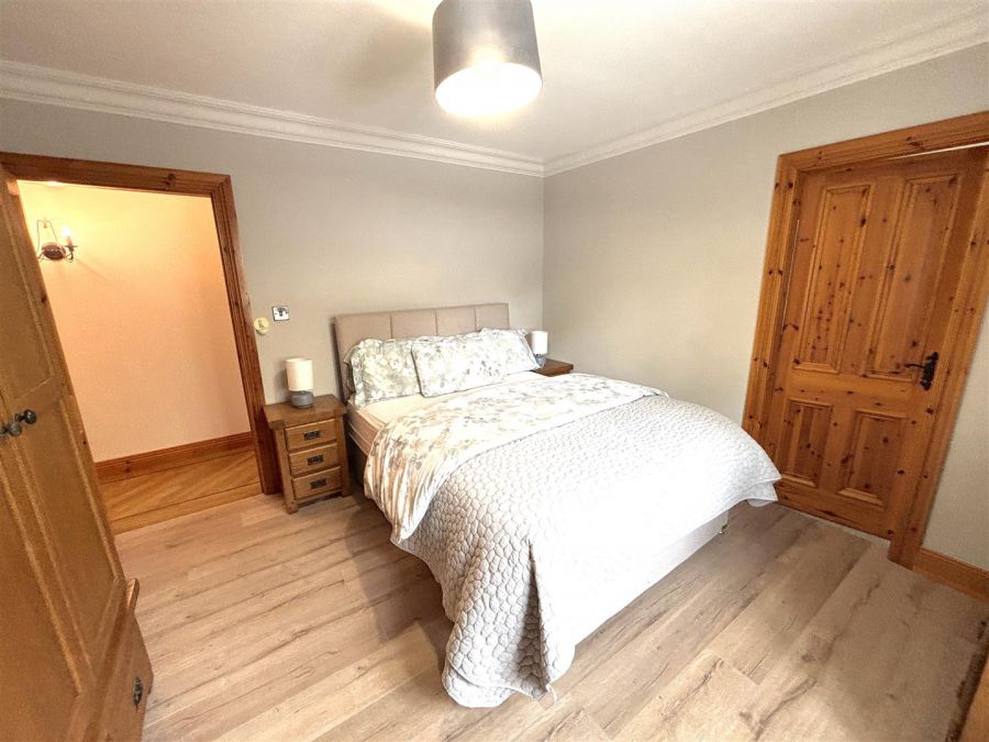 39 Larch Road