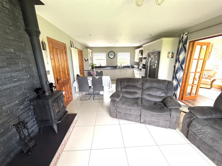 39 Larch Road