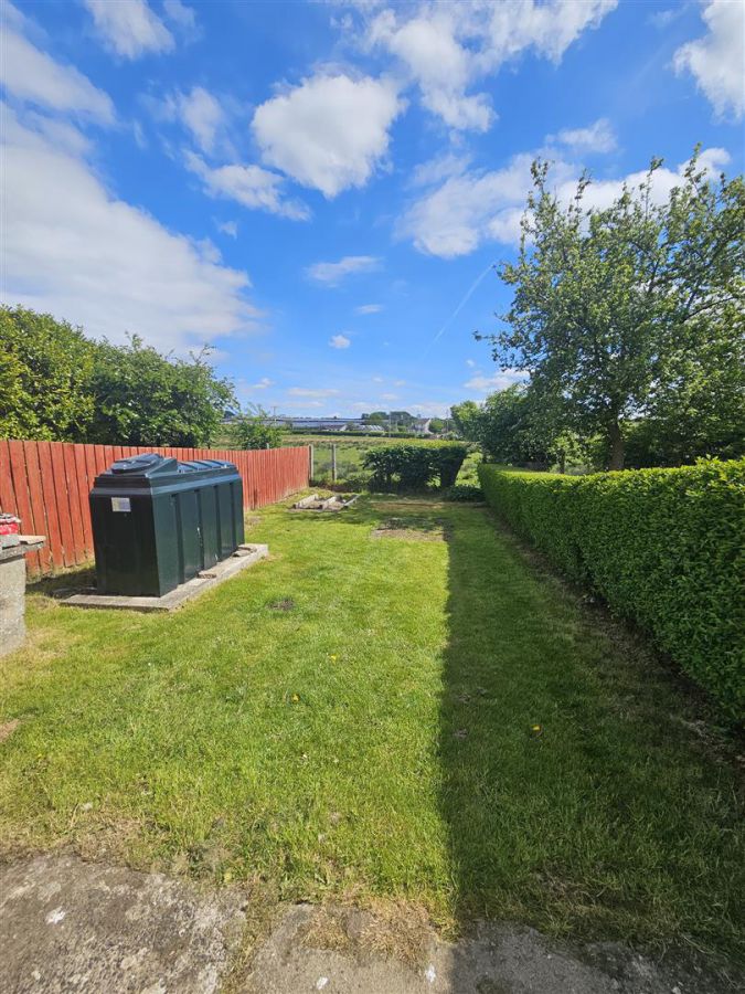 13 Riverview Crescent